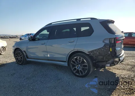 2025 BMW X7 xDrive40I z USA, uszkodzony, nr VIN 5UX23EM02S9X78997